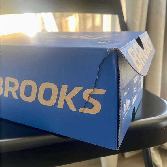 Brooks Women's Ghost 17 Running Shoe - Picture 3 of 3